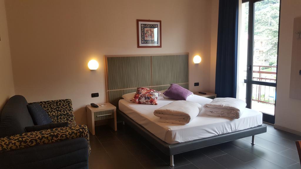 Hotel Anna Malcesine Eksteriør bilde